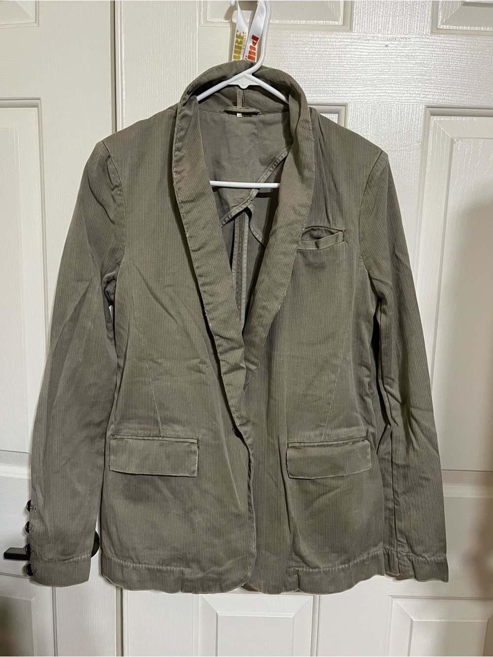 Free People Olive Shawl Collar Blazer Jacket
16-10 ABCD